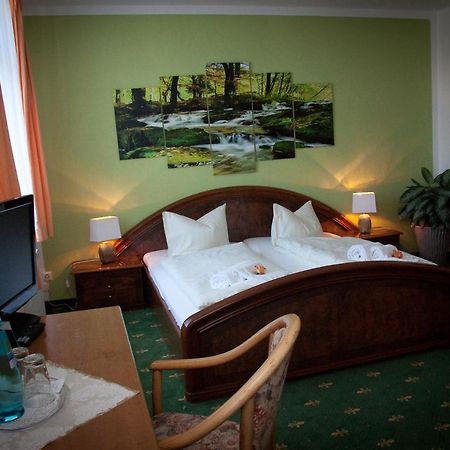 Ratskeller Thum Hotel Kültér fotó