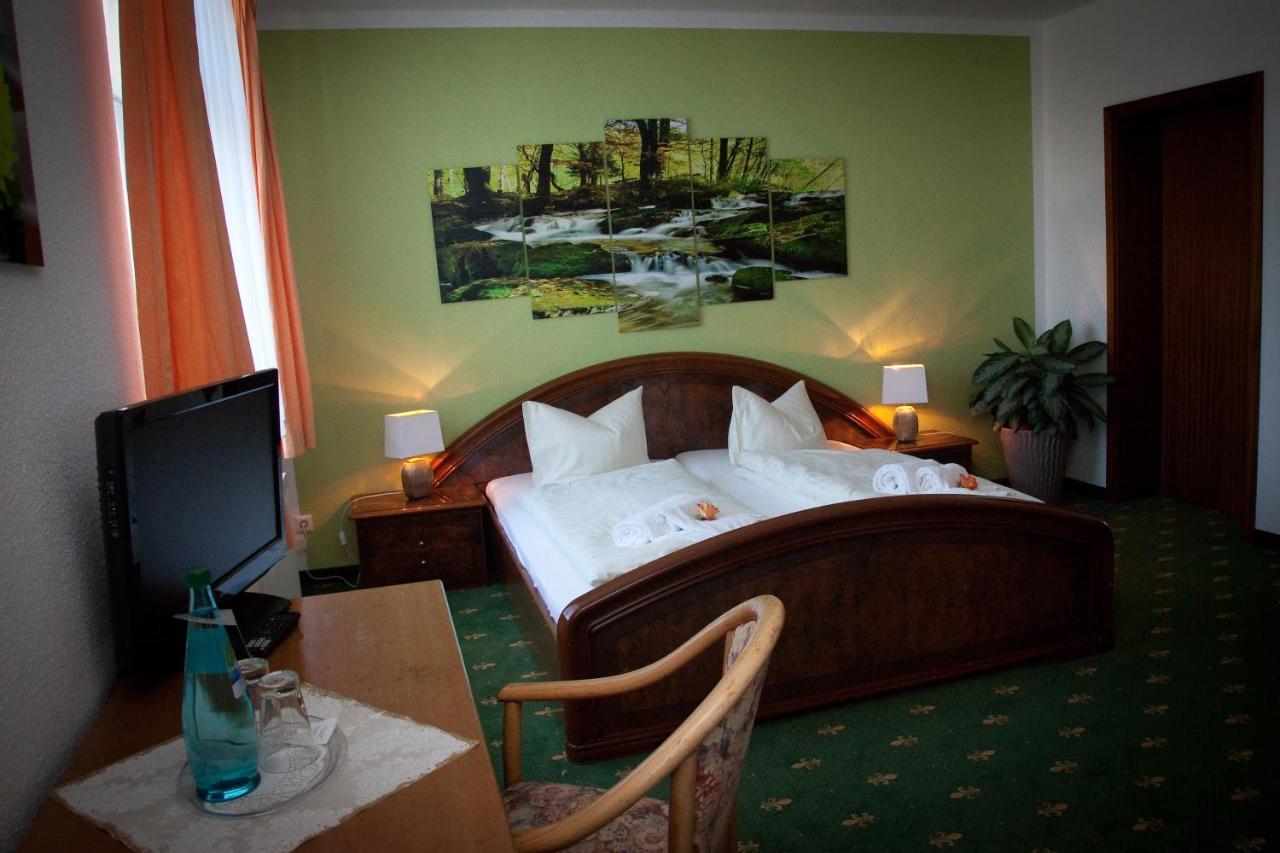 Ratskeller Thum Hotel Kültér fotó