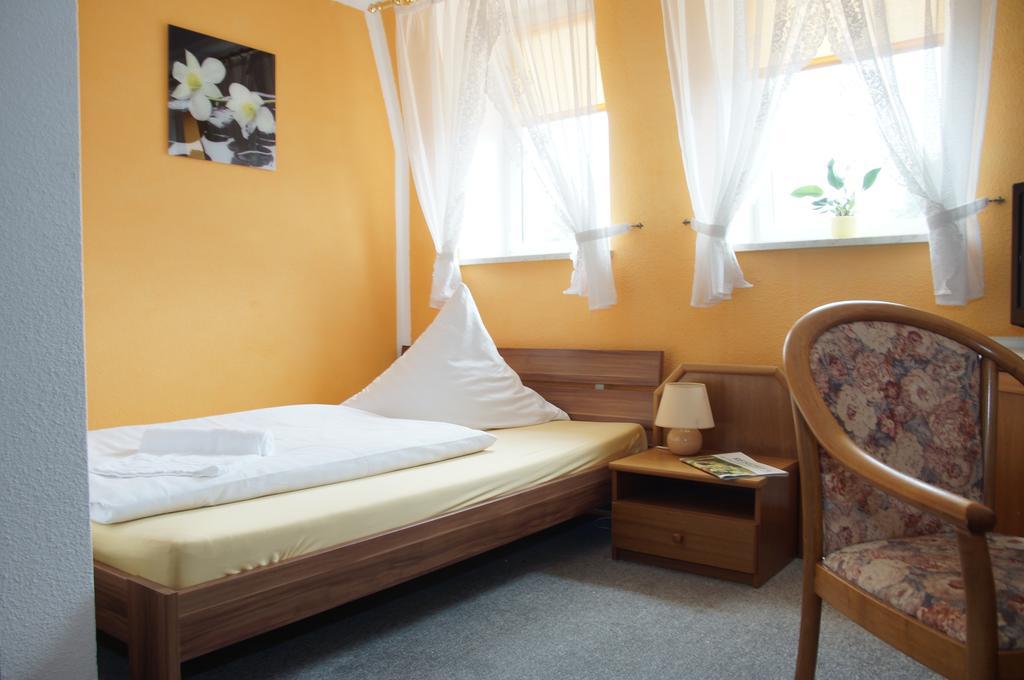 Ratskeller Thum Hotel Kültér fotó