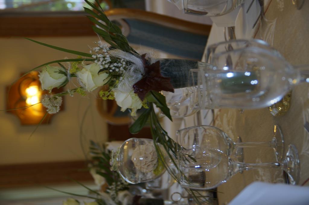 Ratskeller Thum Hotel Kültér fotó